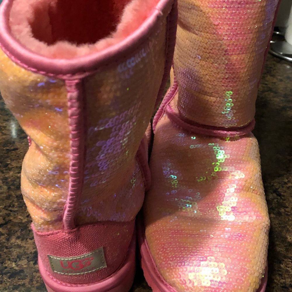 Ugg Classic Short hot pink Sequin boots